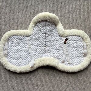 Fleeceworks full sheepskin saddle pad